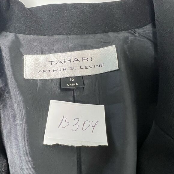 TAHARI Arthur S. Levine Blazer NWOT Black One-Button Size 16 - Picture 12 of 12